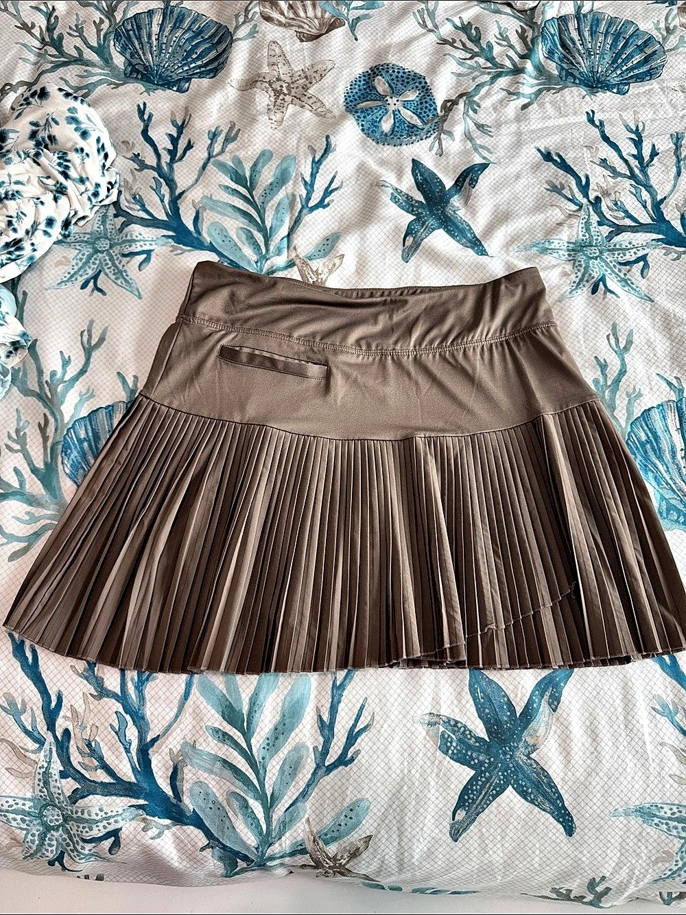 Ggblue Pleated Mini Skirt in Brown Size Large Like New